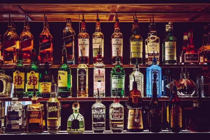 Pub 1080P, 2K, 4K, 5K HD wallpapers free download | Wallpaper Flare Alcohol and blood pressure