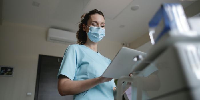 When should i see a doctor about a vaginal discharge