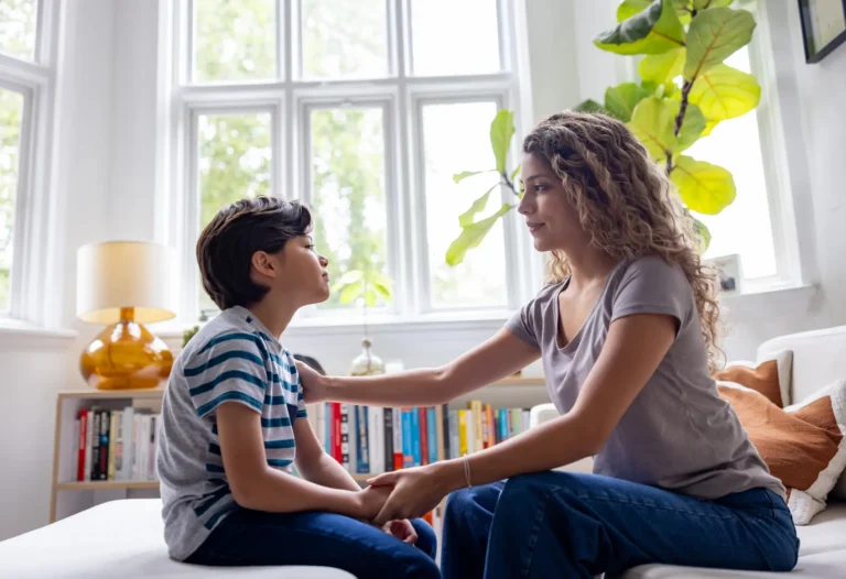 Cultivating Resilience: The Transformative Power of a Growth Mindset in Parenting