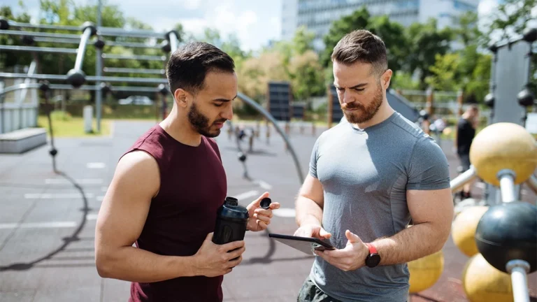 The Rise of Al Fresco Fitness: How Outdoor Strength Training is Transforming Wellness Routines