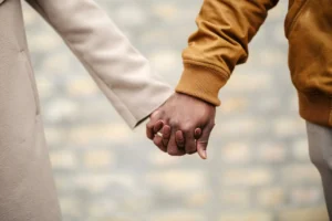 Beyond the Altar: Why Long-Term Marital Longevity Relies on Daily Micro-Commitments Rather Than Single Vows